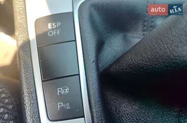 Універсал Volkswagen Passat 2009 в 