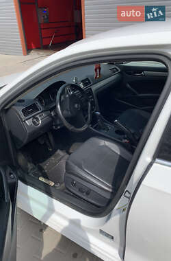 Седан Volkswagen Passat 2013 в 