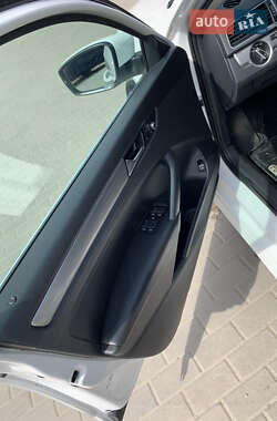 Седан Volkswagen Passat 2013 в 