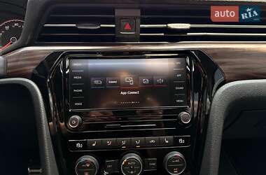 Седан Volkswagen Passat 2020 в 