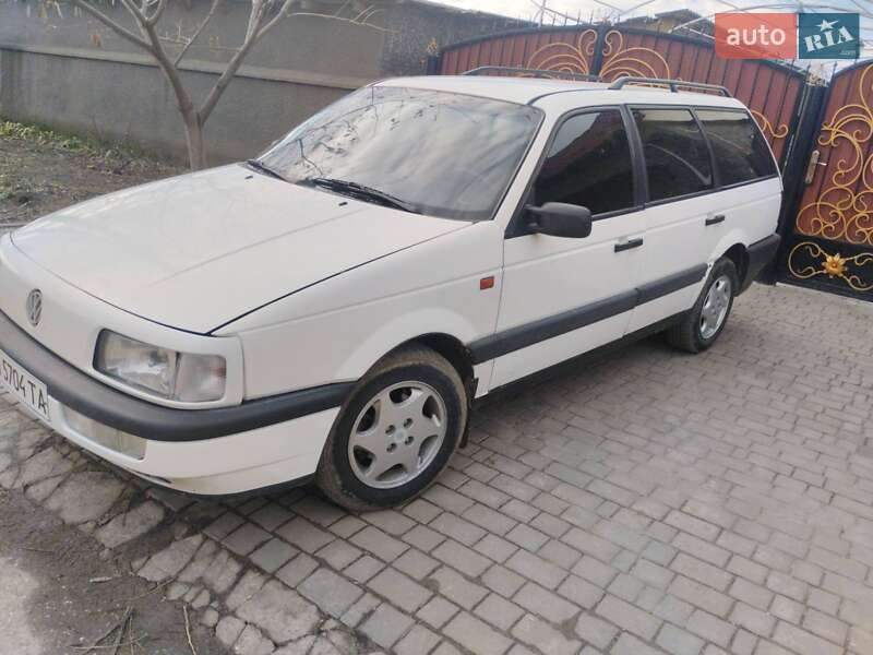 Универсал Volkswagen Passat 1988 в Болграде