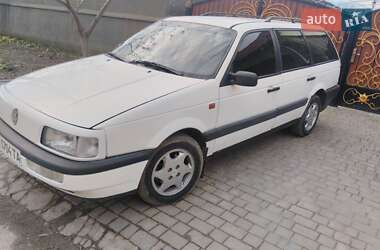 Універсал Volkswagen Passat 1988 в 