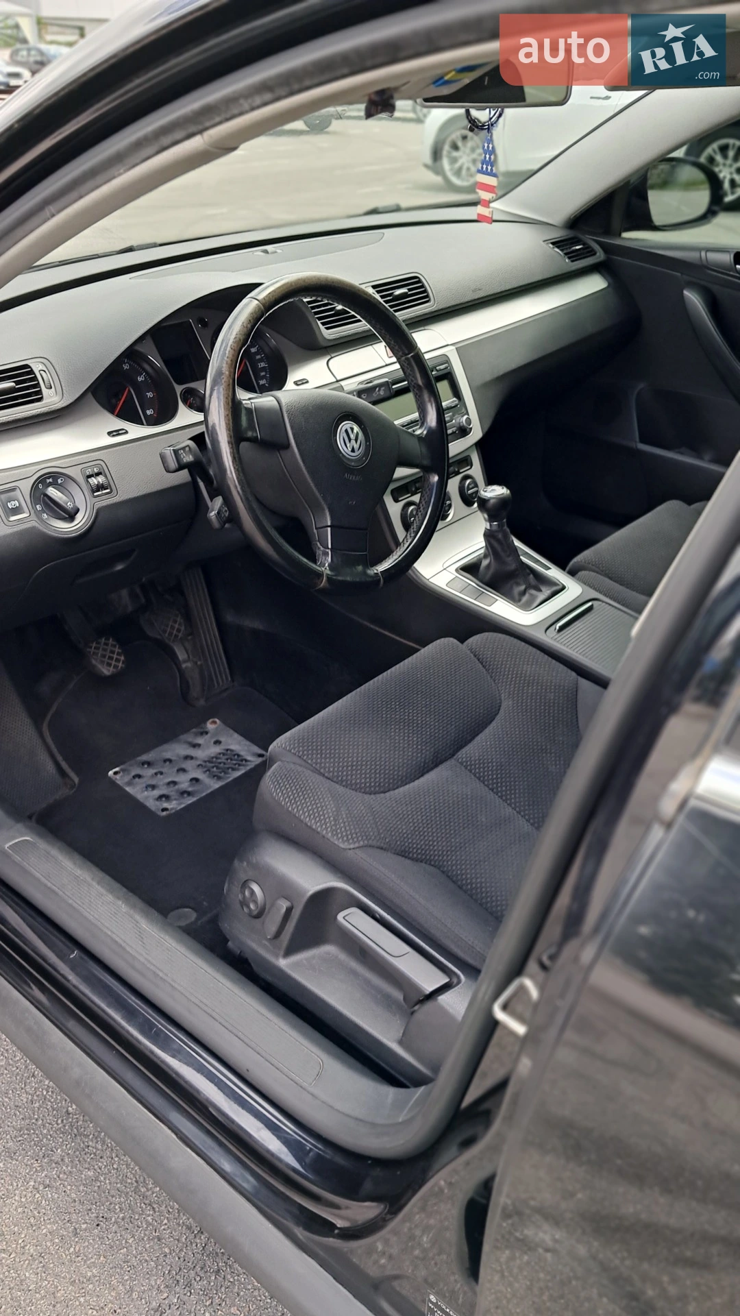 Volkswagen Passat 2008 VIN WVWZZZ3CZ9Z000569 фото оголошення 9 з 19