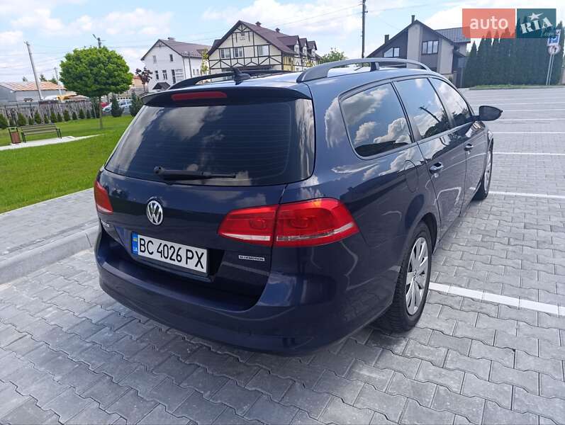 Універсал Volkswagen Passat 2012 в Львові