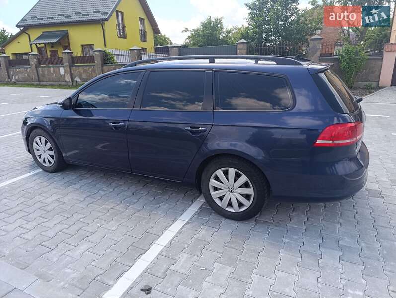 Універсал Volkswagen Passat 2012 в Львові