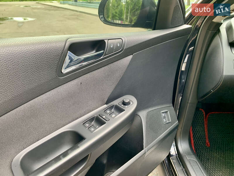 Универсал Volkswagen Passat 2006 в Малине