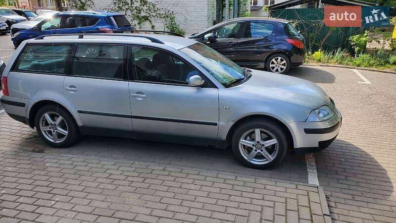 Универсал Volkswagen Passat 2001 в 