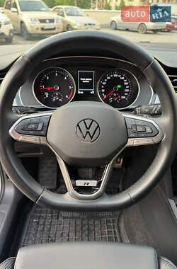 Универсал Volkswagen Passat 2022 в 