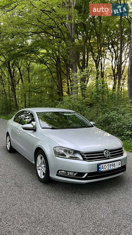 Volkswagen Passat 2012