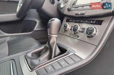 Універсал Volkswagen Passat 2014 в 