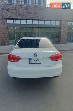 Седан Volkswagen Passat 2013 в 