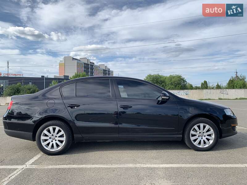 Volkswagen Passat 2010