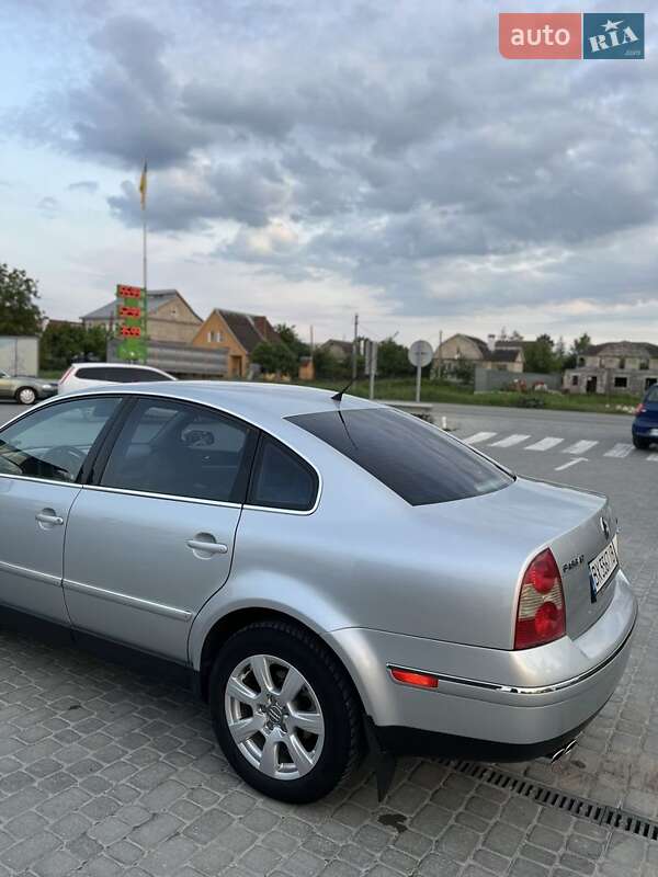 Седан Volkswagen Passat 2003 в Кам'янець-Подільському