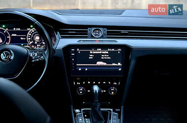 Универсал Volkswagen Passat 2018 в 