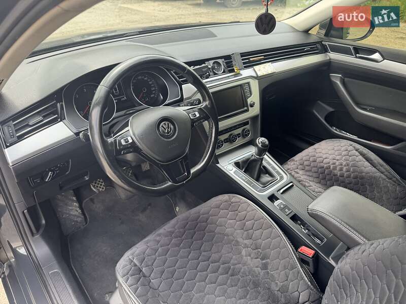 Седан Volkswagen Passat 2015 в Перечине фото 11 Седан Volkswagen Passat 2015 в Перечине
