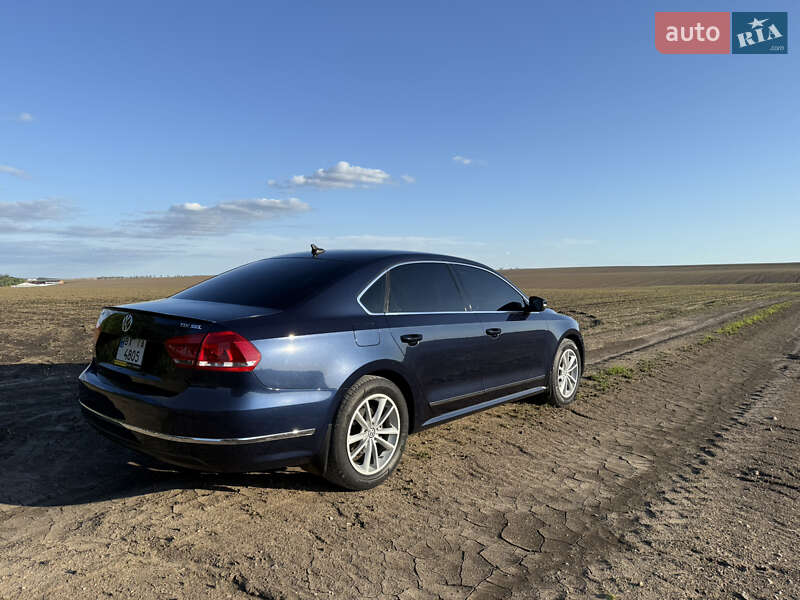 Седан Volkswagen Passat 2013 в Каменец-Подольском