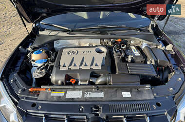 Седан Volkswagen Passat 2013 в 