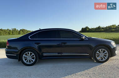 Седан Volkswagen Passat 2013 в 