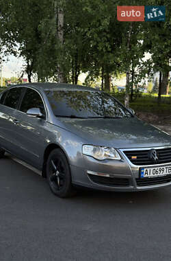 Седан Volkswagen Passat 2005 в Киеве