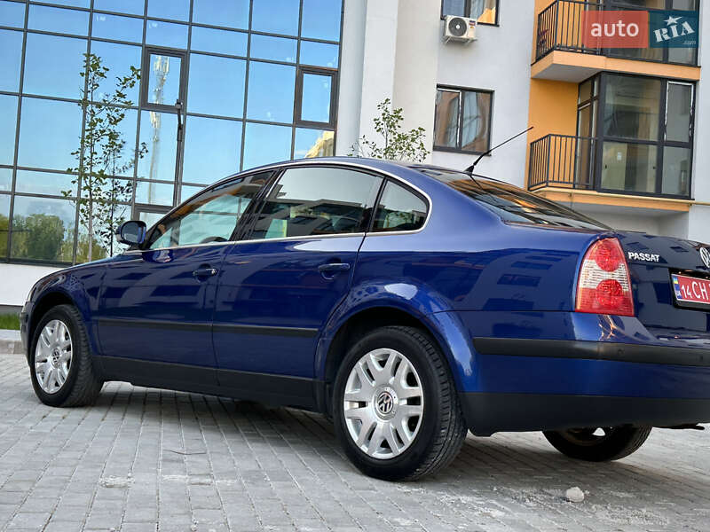 Седан Volkswagen Passat 2004 в Вінниці