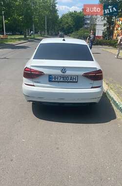 Седан Volkswagen Passat 2016 в 