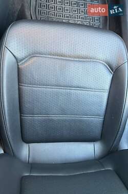 Седан Volkswagen Passat 2013 в 