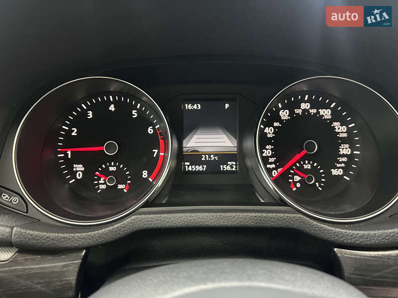 Седан Volkswagen Passat 2018 в Києві