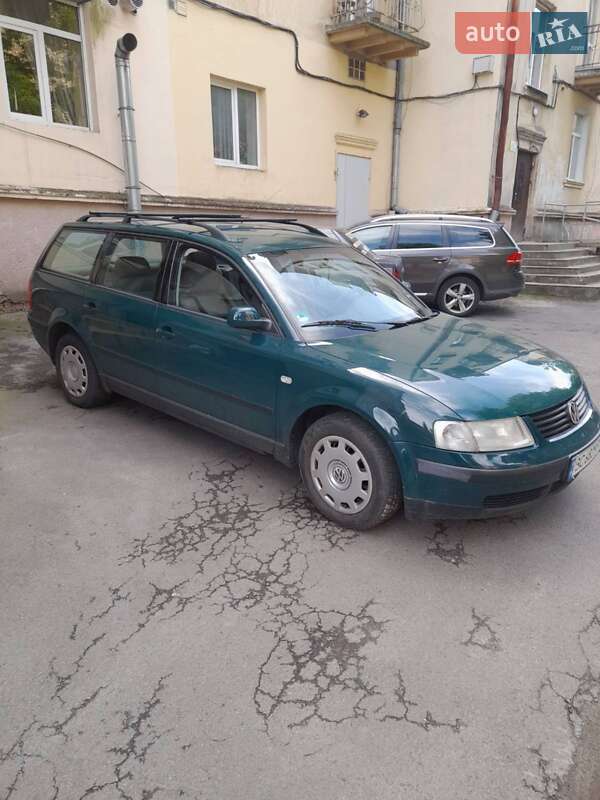 Универсал Volkswagen Passat 2000 в Львове