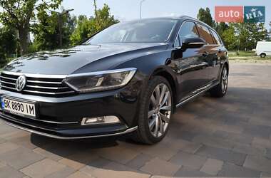 Універсал Volkswagen Passat 2015 в 