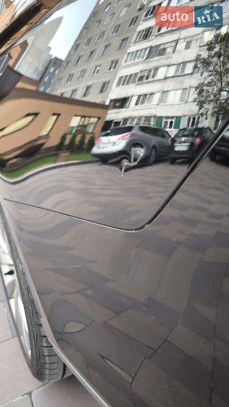 Универсал Volkswagen Passat 2015 в Вараше