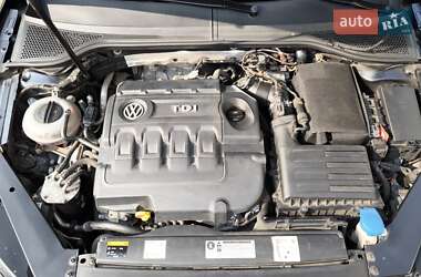 Універсал Volkswagen Passat 2015 в 