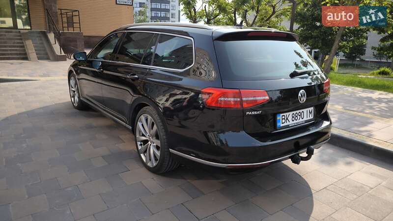 Универсал Volkswagen Passat 2015 в Вараше