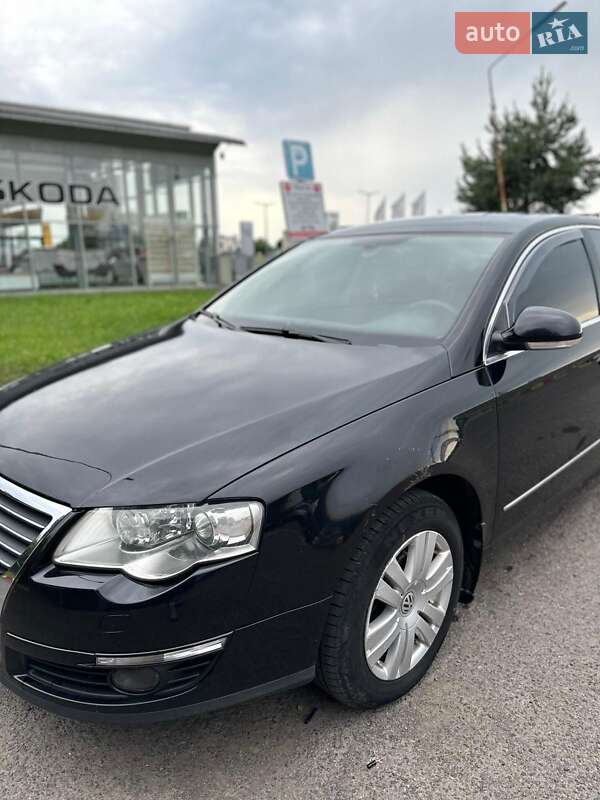 Седан Volkswagen Passat 2007 в Мукачевому
