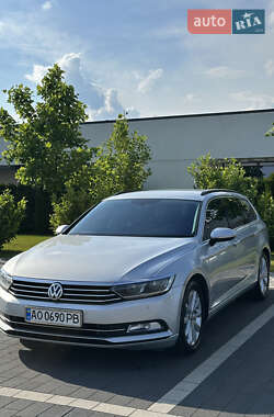 Універсал Volkswagen Passat 2016 в Сваляві