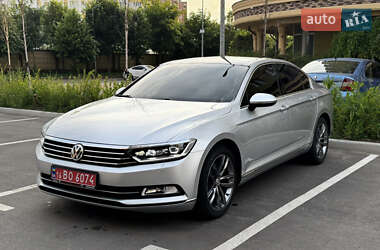 Седан Volkswagen Passat 2018 в 