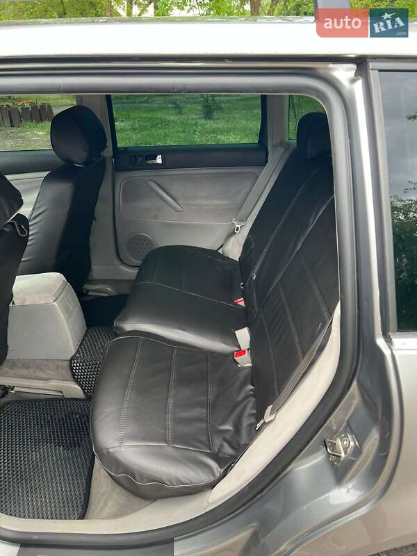 Универсал Volkswagen Passat 2003 в Павлограде