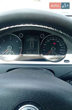 Универсал Volkswagen Passat 2009 в 