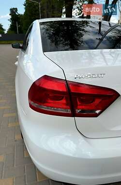 Седан Volkswagen Passat 2014 в 