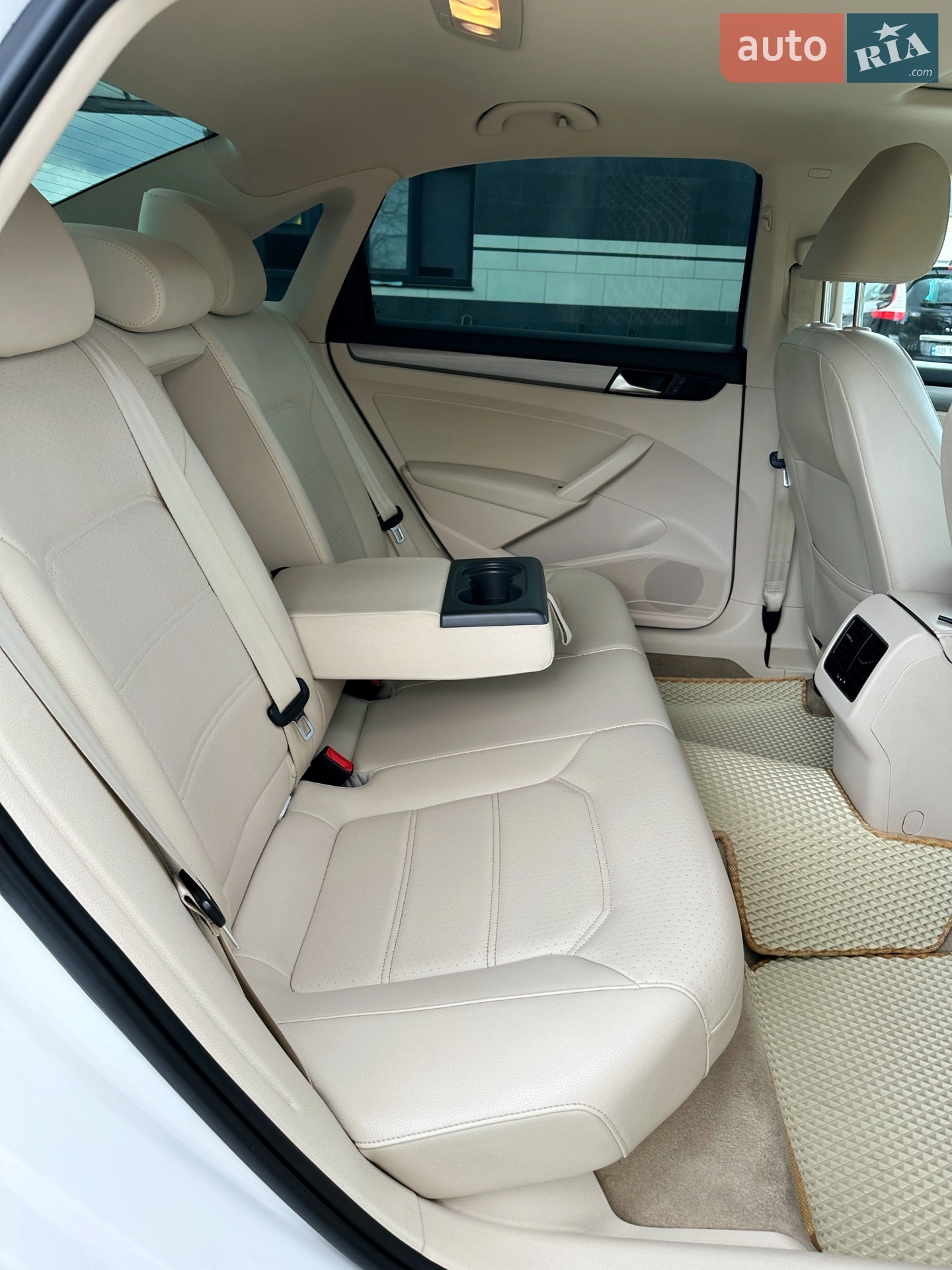 2014 Volkswagen Passat - мініатюра 28