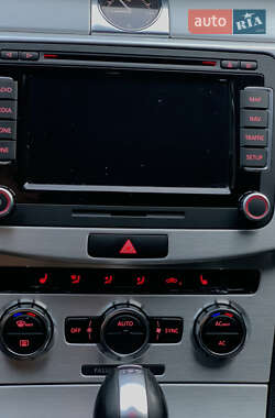 Универсал Volkswagen Passat 2012 в 