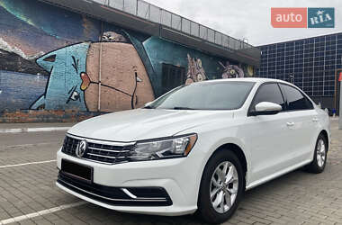 Седан Volkswagen Passat 2018 в 
