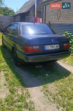 Седан Volkswagen Passat 1992 в Тетиеве