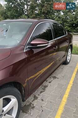 Седан Volkswagen Passat 2012 в 