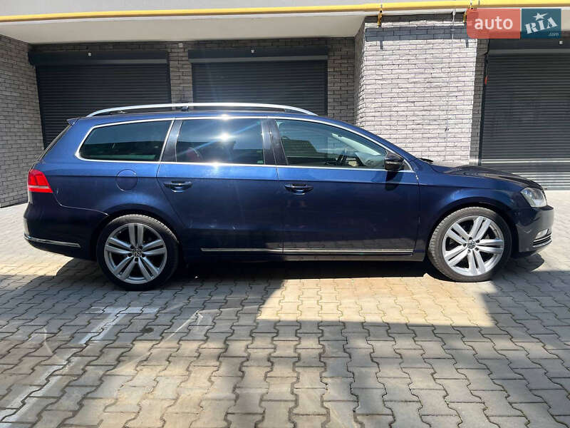 Универсал Volkswagen Passat 2014 в Хмельницком