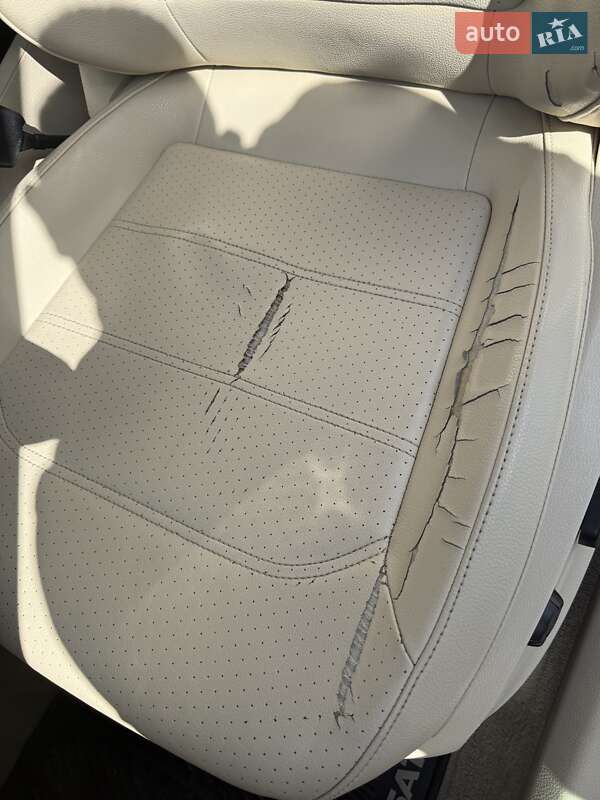 Седан Volkswagen Passat 2012 в Киеве