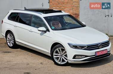 Универсал Volkswagen Passat 2021 в Житомире