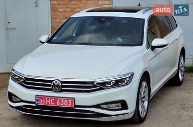 Универсал Volkswagen Passat 2021 в 