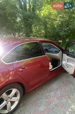 Седан Volkswagen Passat 2015 в 