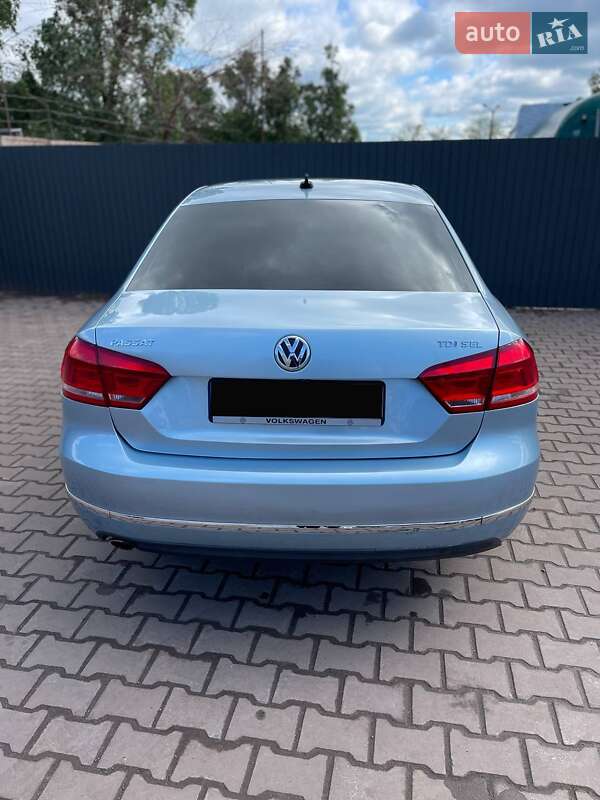 Седан Volkswagen Passat 2012 в Каменец-Подольском