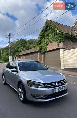 Седан Volkswagen Passat 2014 в Києві